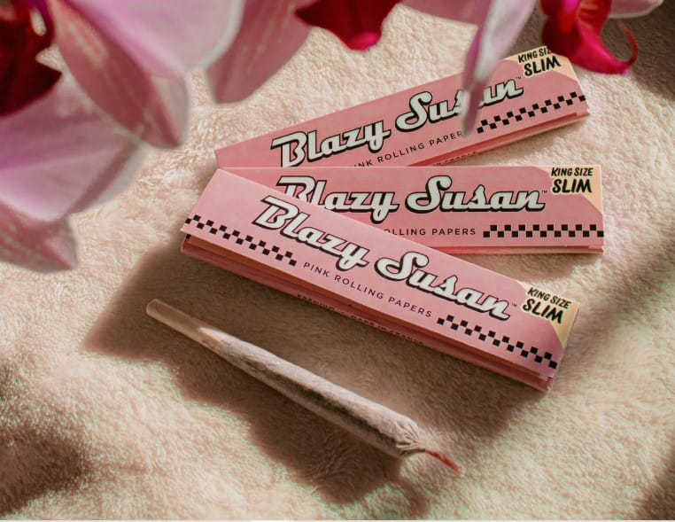 Blazy Susan Rolling Paper King Size Pink